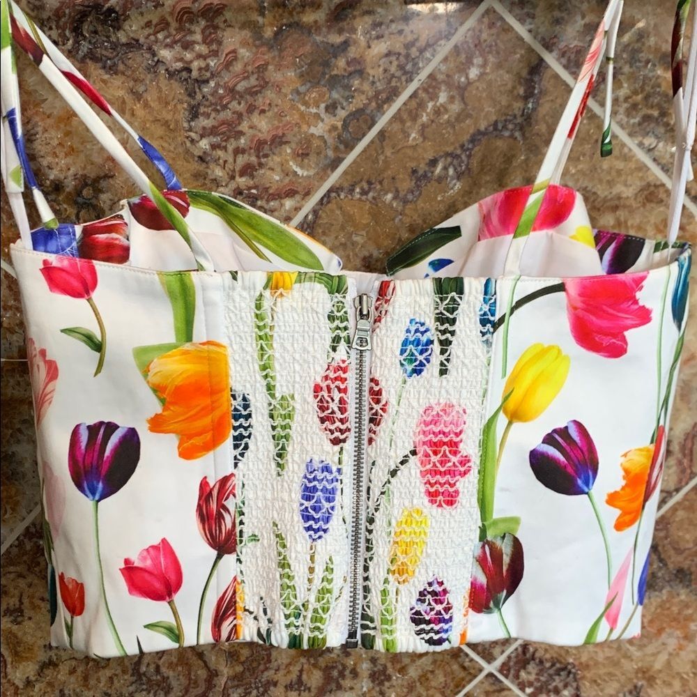 NWOT Alice + Olivia White Floral Tie-Shoulder Crop Top - Picture 4 of 12